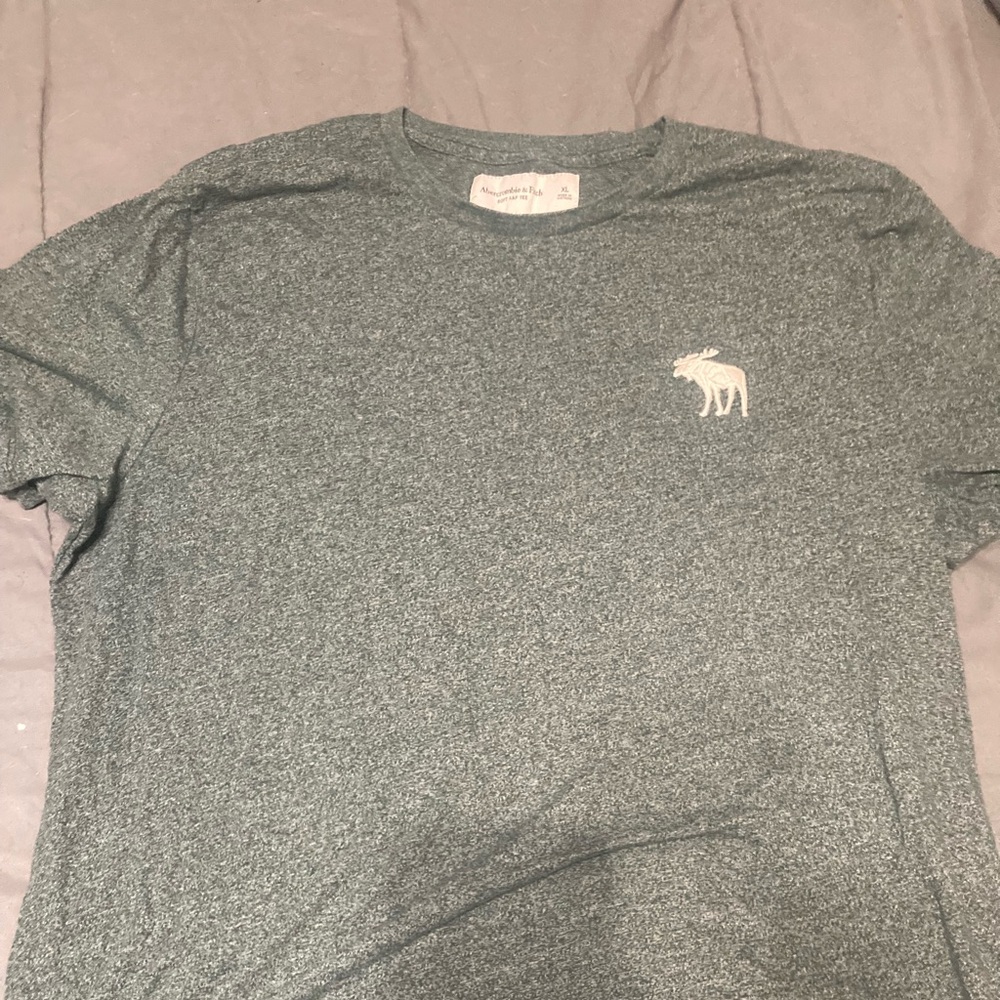 Mens Abercrombie & Fitch XL T-shirt